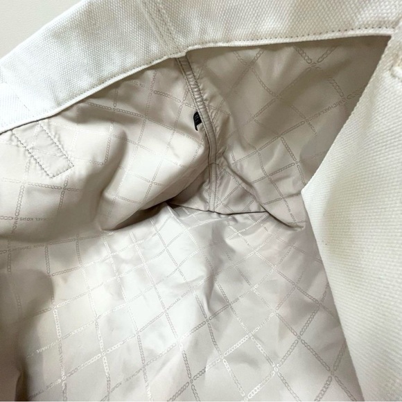 MICHAEL KORS LARGE EMBELLISHED LOGO CANVAS TOTE BAG - Picture 11 of 12